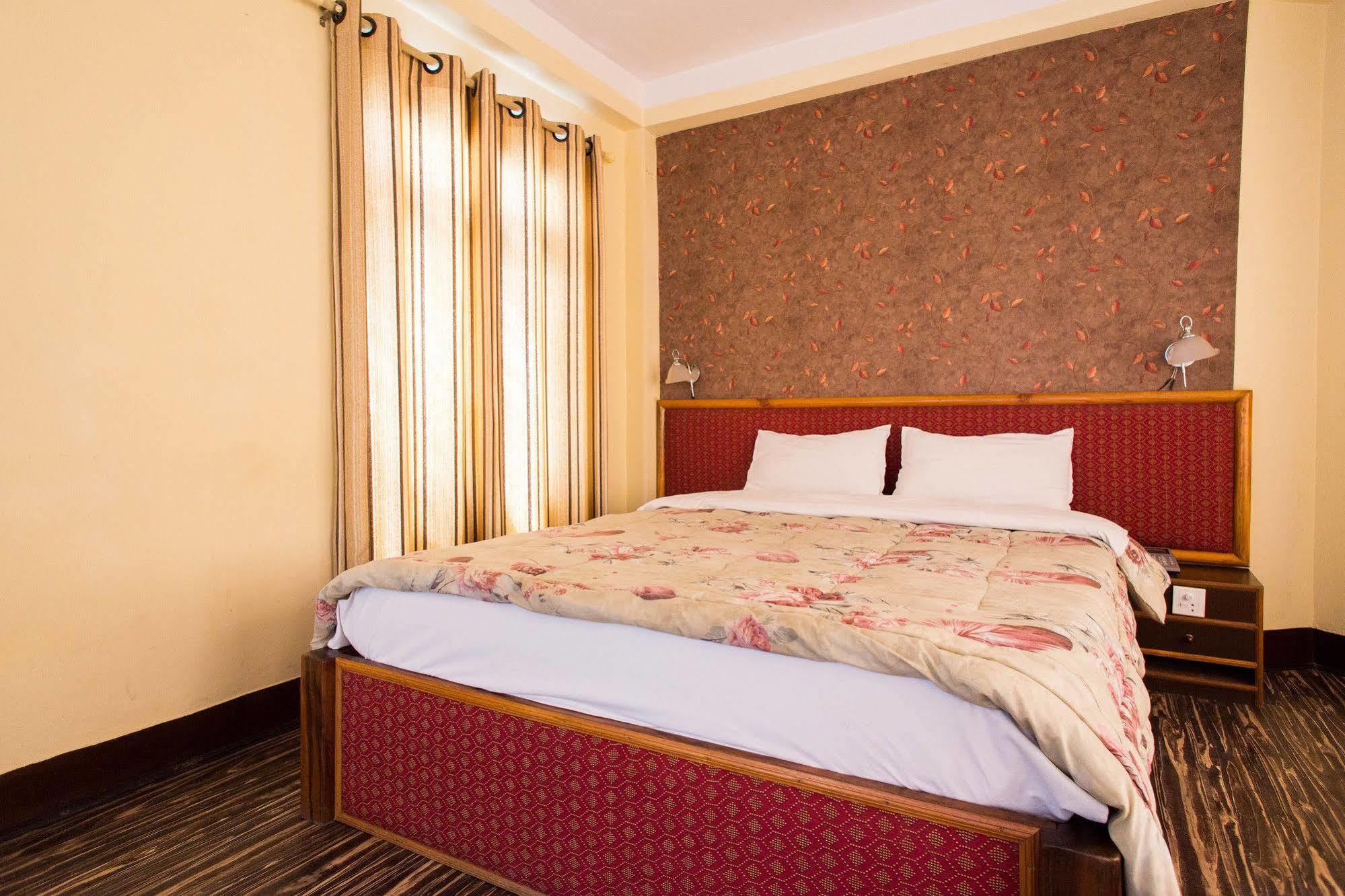 Hotel Lotus Buddha Inn Kathmandu Exterior foto